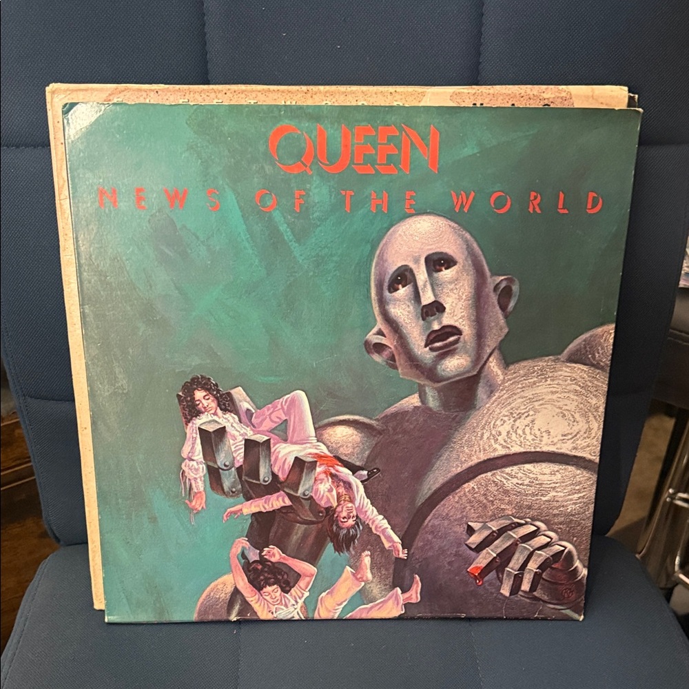 Queen news of the world record